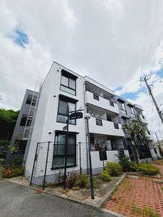 兵庫県西宮市岡田山の賃貸アパートの画像