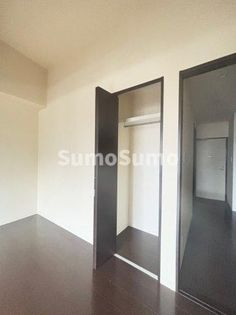 エマーズテラスの洋室です