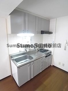 リアライズ尼崎のきれいなキッチンです