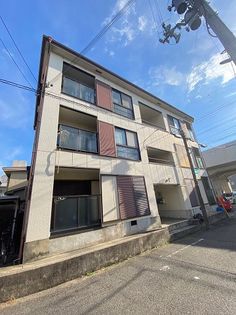 兵庫県西宮市甲子園浦風町の賃貸アパートの画像