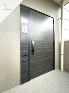 アトリオフラッツ井尻の落ち着いた玄関です