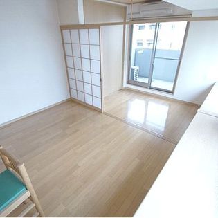 エステートモア・天神サクセスのリビングです