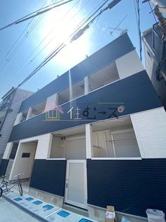 アドラブールの画像