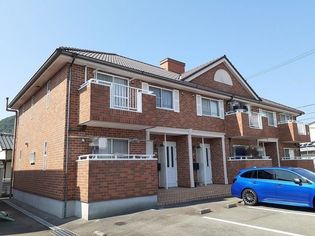 ヴィラ・ファミールBの画像