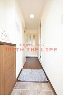 プライマリー久留米大南のシンプルで使いやすい玄関です