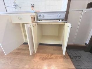 キャッスル青山のキッチン