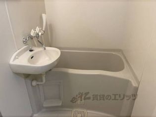 メゾンショウエイの風呂