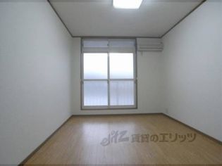 カーサフォレスト西賀茂の洋室