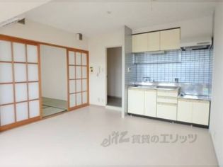 ルネ吉祥院のリビング