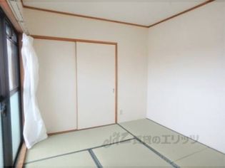 ルネ吉祥院の和室