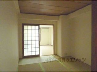 アサヒマンションの和室