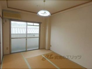 プリムローズ嵯峨の和室