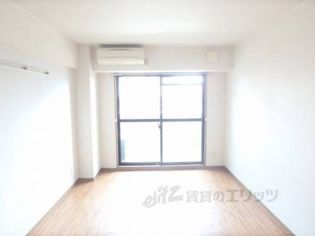 ベクヴェーム21の洋室