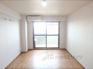 ベクヴェーム21の洋室