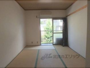 花園橋ハイツの和室