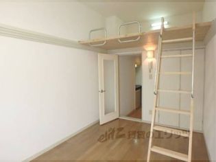 サミットハウス第一の洋室