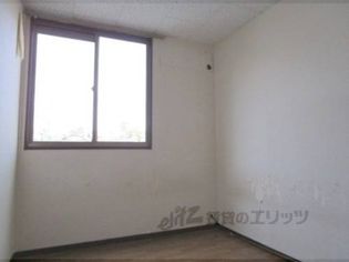 エステート玄琢の洋室