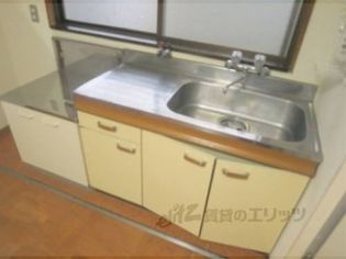 伊勢川ハイツのキッチン