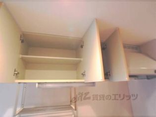 メゾン・ラコンテのキッチン