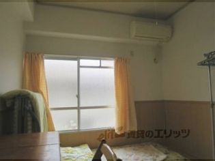 シャトー音川の居室
