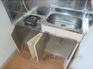 巽荘2号棟のキッチン