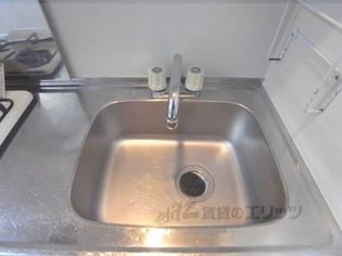 コンフォール中川のキッチン