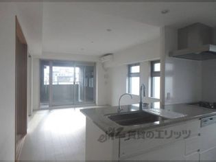 グランレ・ジェイド京都河原町のリビング