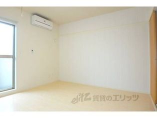 アリエッタウメヅの洋室
