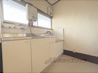 松園荘のキッチン