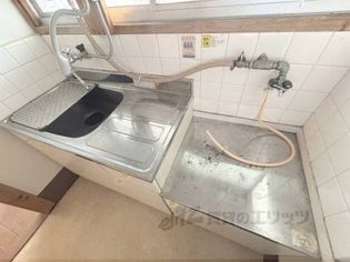 松園荘のキッチン