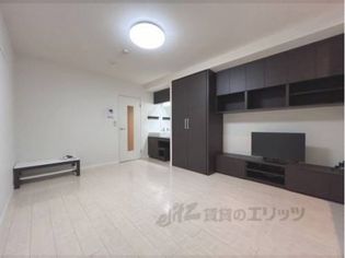 レオネクストノースブリッジ三山の洋室