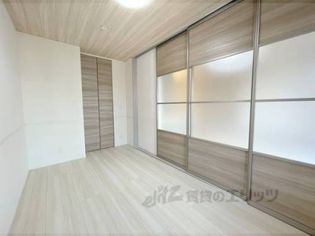 グレース北市の洋室