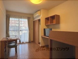 レオパレスSparrowの洋室