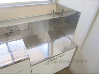 若葉ハイツのキッチン