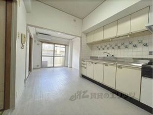 ジョイ嵯峨野のリビング